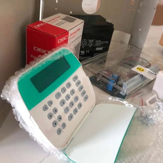 DSC neo PowerSeries Alarm System Kit - HS2032 w English LCDRF9 Keypad - Avenger Security